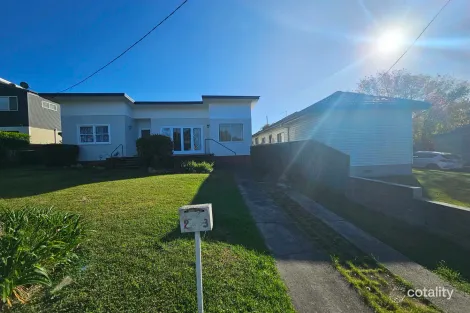 2/3 Turley Ave, Bomaderry, NSW 2541