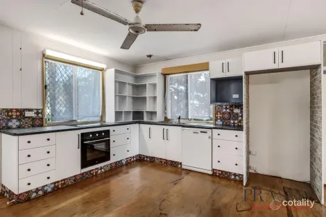 Property photo of 2 Cay Street Saunders Beach QLD 4818