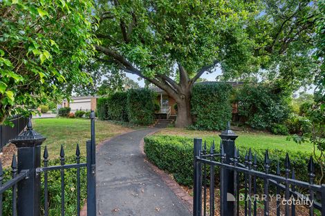 Property photo of 1 Alsop Lane Berwick VIC 3806