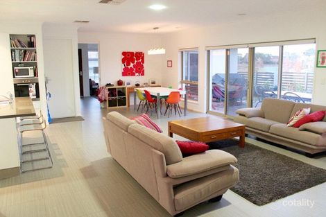Property photo of 18 Medhurst Crescent Crace ACT 2911