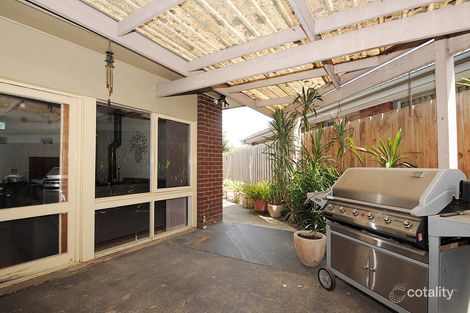 Property photo of 1 Myna Court Carrum Downs VIC 3201