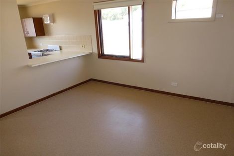 Property photo of 2 Page Court Pooraka SA 5095