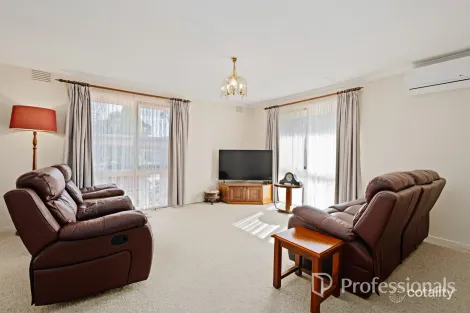 Property photo of 3 Napier Close Wantirna VIC 3152