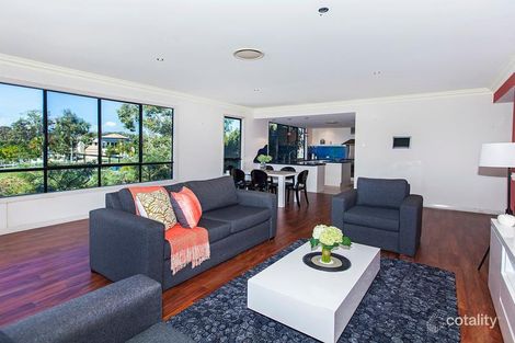 Property photo of 30 Bayswater Avenue Varsity Lakes QLD 4227