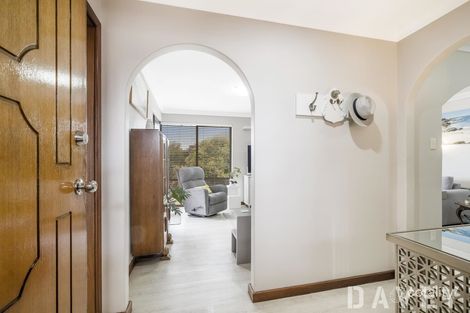 Property photo of 3/19 Elsie Street Watermans Bay WA 6020