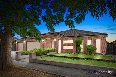 Property photo of 11 Kensington Circle Derrimut VIC 3026