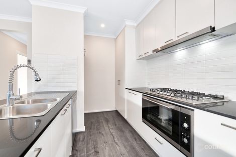 Property photo of 15 Pelagos Drive Clyde VIC 3978