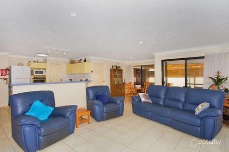 Property photo of 2 Birkdale Court Banora Point NSW 2486