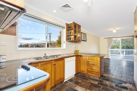 Property photo of 3 Webber Place Karabar NSW 2620