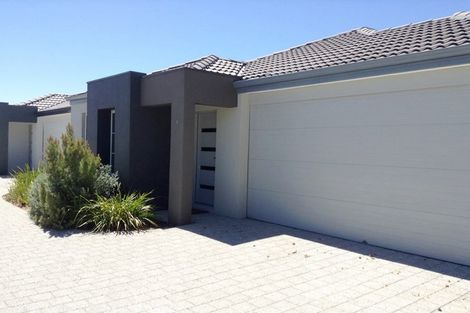 Property photo of 7/24 Renou Street Queens Park WA 6107