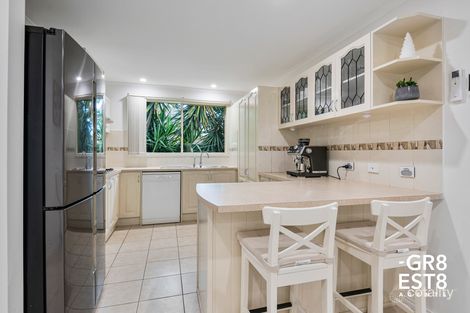 Property photo of 42 Von Nida Drive Cranbourne North VIC 3977