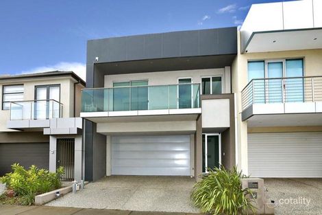 Property photo of 8 Lakeside Crescent Maribyrnong VIC 3032