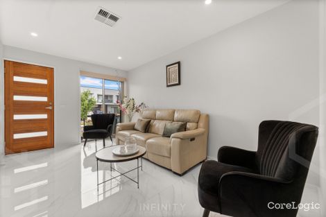 Property photo of 21 Yellowfin Street Throsby ACT 2914