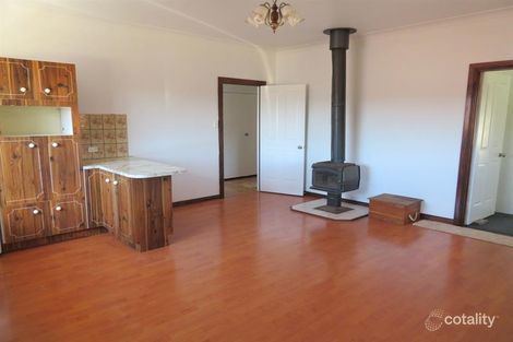 Property photo of 10 Matthews Crescent Port Kembla NSW 2505