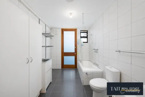 Property photo of 61 Docker Street Wangaratta VIC 3677
