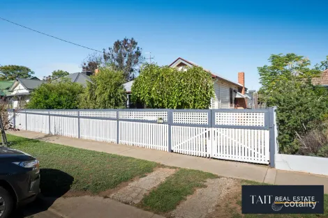 Property photo of 61 Docker Street Wangaratta VIC 3677