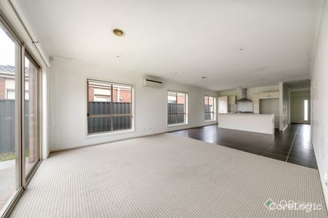 Property photo of 9 Elderberry Way Pakenham VIC 3810