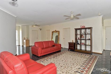 Property photo of 13 Balmoral Parade Halls Head WA 6210