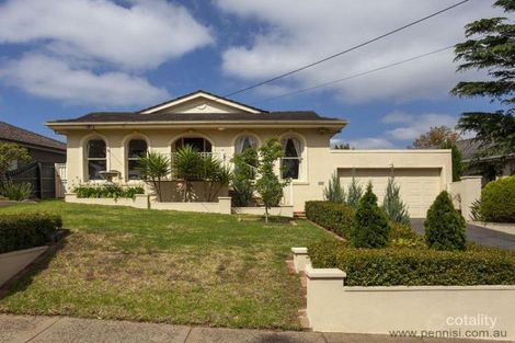 21 Strathaird St, Strathmore, VIC 3041