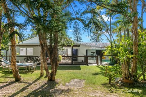 Property photo of 197 Oceanic Drive Warana QLD 4575