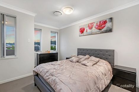 Property photo of 8 Cordyline Loop Jordan Springs NSW 2747