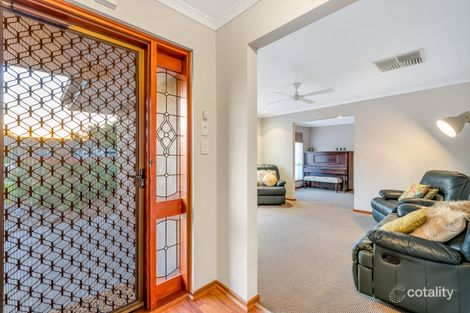 Property photo of 11 Warburton Drive Woodcroft SA 5162