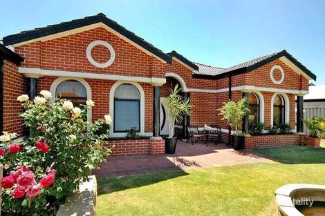 8 Willis Cove, Pelican Point, WA 6230