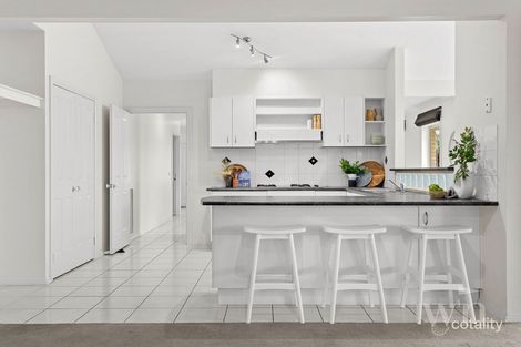 Property photo of 6 Creighton Way Mornington VIC 3931