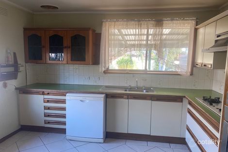 Property photo of 8 Melton Court Dallas VIC 3047