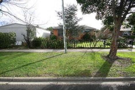 14 Pine Rd, Bayswater, VIC 3153