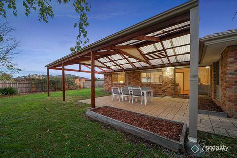 Property photo of 2 Maureen Court Narre Warren VIC 3805