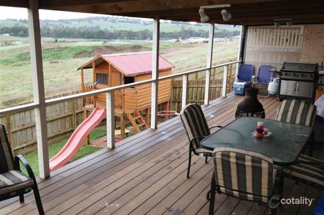 Property photo of 33 Walker Drive Drouin VIC 3818