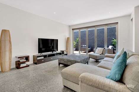 Property photo of 3/32 Pershing Street Reservoir VIC 3073