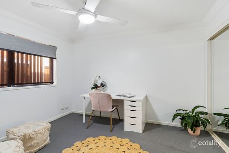 Property photo of 2/336 Cavendish Road Coorparoo QLD 4151