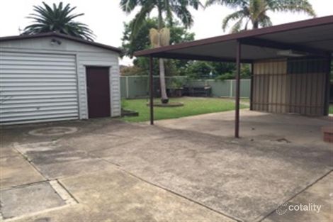 27 Hillcrest Ave, Moorebank, NSW 2170