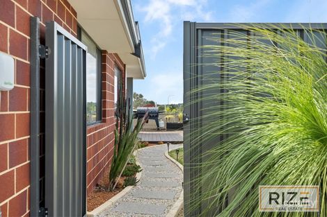 Property photo of 2 Beautiful Road Banksia Grove WA 6031