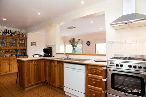 Property photo of 11 Dempsey Court Epping VIC 3076
