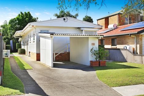 99 Sunshine Pde, Miami, QLD 4220