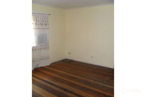 Property photo of 70 Station Road Loganlea QLD 4131