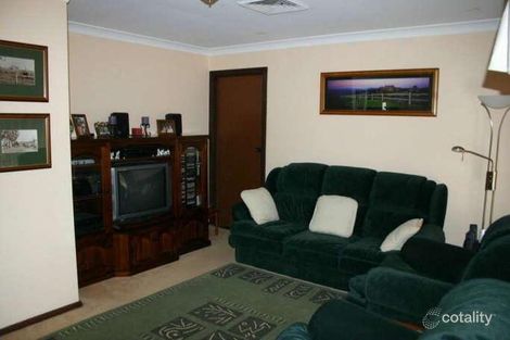 Property photo of 23 Brumby Crescent Emu Heights NSW 2750