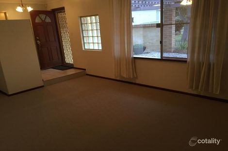 Property photo of 3 Tarata Close Halls Head WA 6210
