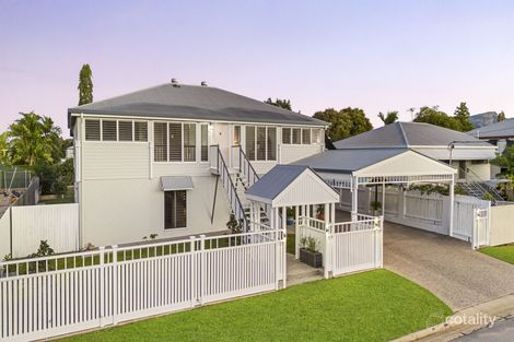 4 Mcintosh St, Hermit Park, QLD 4812