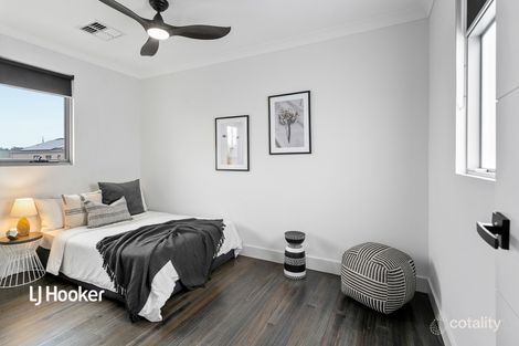 11 Carlett St, Mawson Lakes, SA 5095