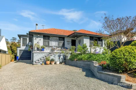 30 Granada Ave, Macquarie Hills, NSW 2285