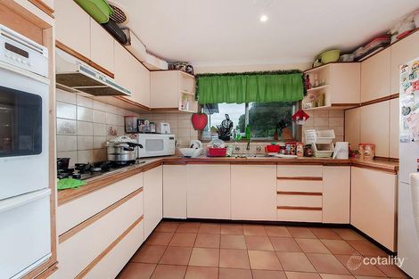 Property photo of 12 Mavis Crescent Kings Park VIC 3021