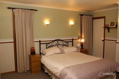 Property photo of 4 Alec Street Tecoma VIC 3160