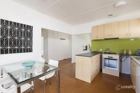 Property photo of 39 Rosshire Road Newport VIC 3015