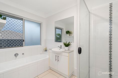 Property photo of 14 Winchester Crescent Pimpama QLD 4209