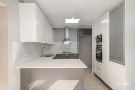 Property photo of 2 Maple Crescent Bell Park VIC 3215