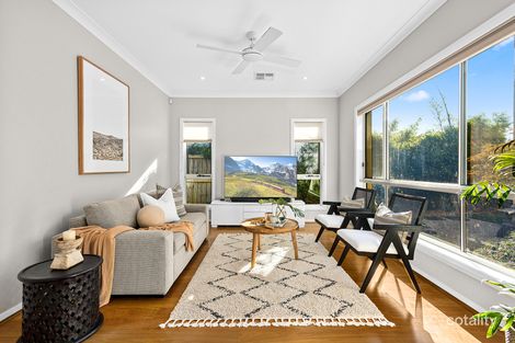 Property photo of 30 Kilncar Crescent Thirroul NSW 2515